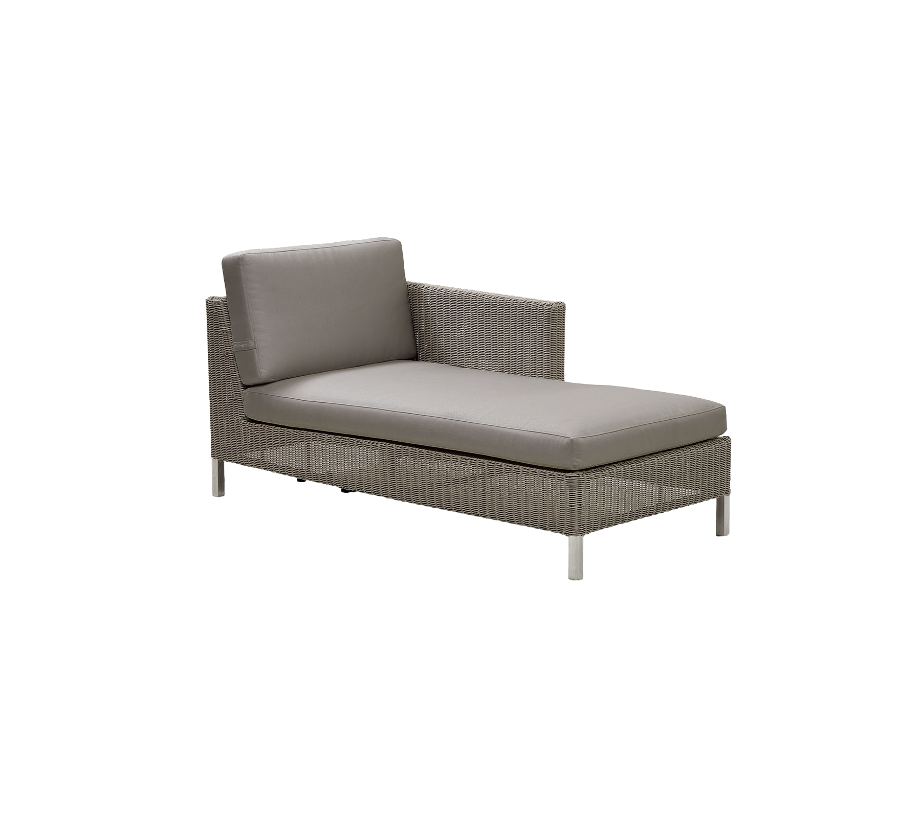 Stylish lounge chair with a sleek design, featuring a comfortable cushion and a modern woven frame. Ideal for relaxation and outdoor settings.